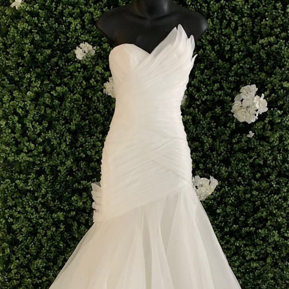 Essence D2088 Size 10 Ivory Mermaid Strapless - Picture 1 of 12